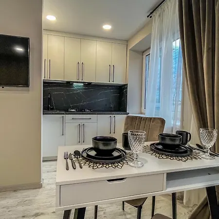 Apartment Akropolis Studija 3 *